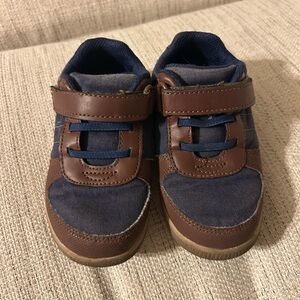 Stride Rite Brown and Blue Kids Sneakers